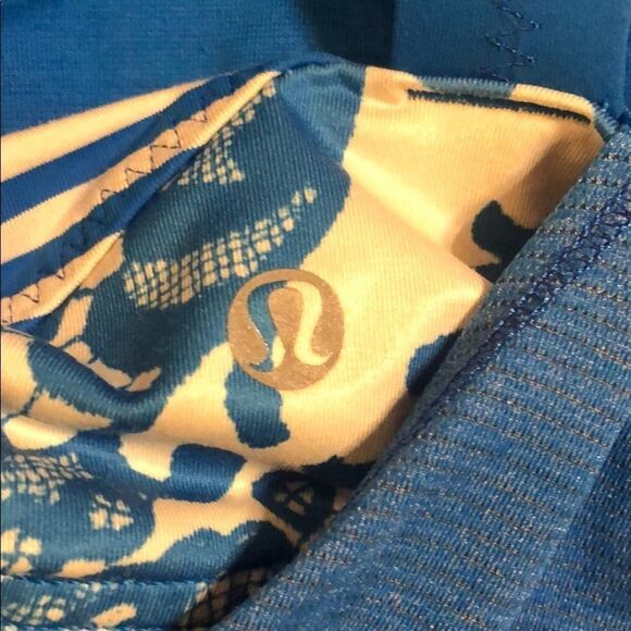 Lululemon tank top 10 (2057) - Picture 4 of 5